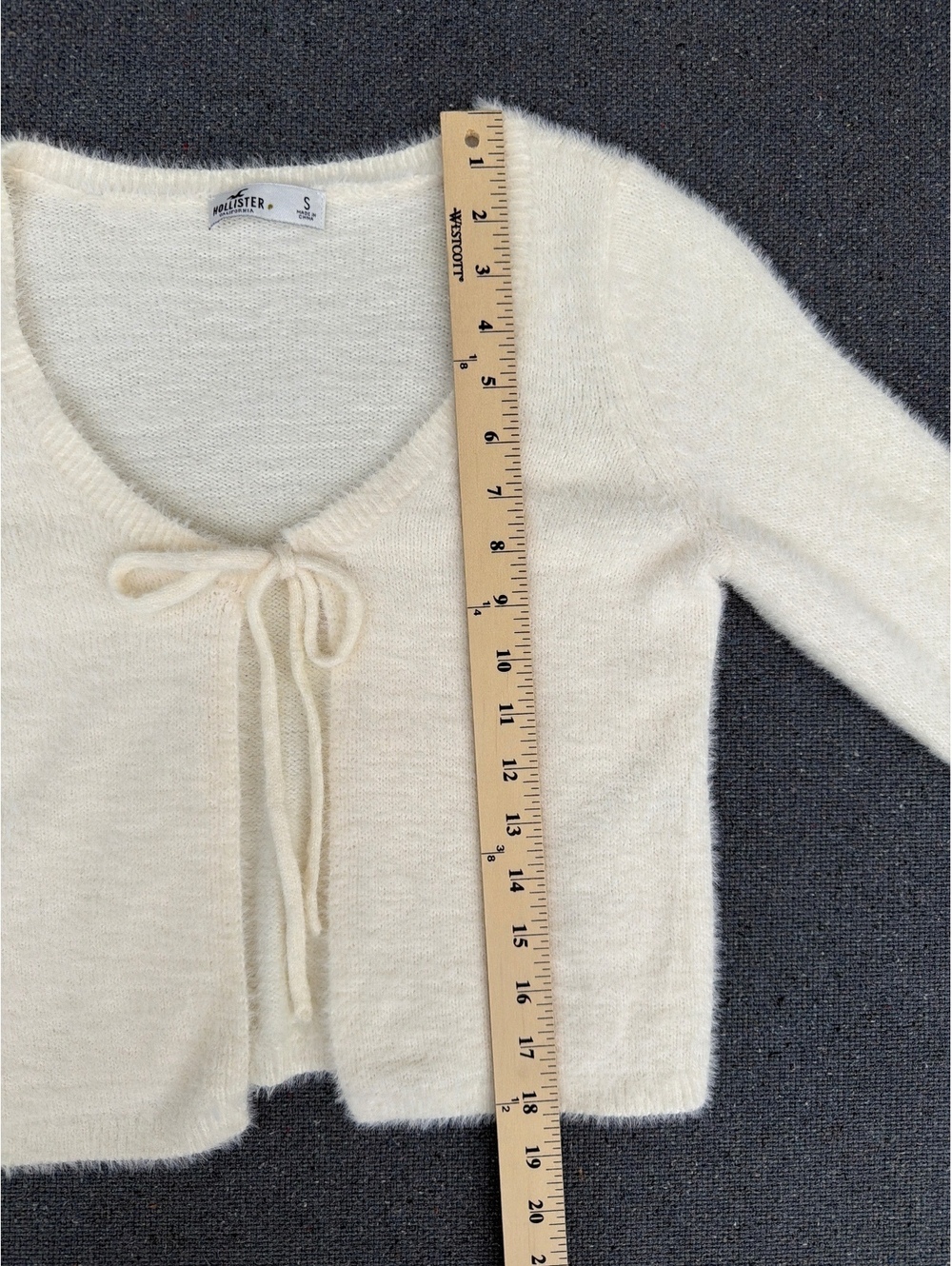Hollister Women's S Ivory Fuzzy Tie Front Cropped Cardigan Sweater - Picture 6 of 8